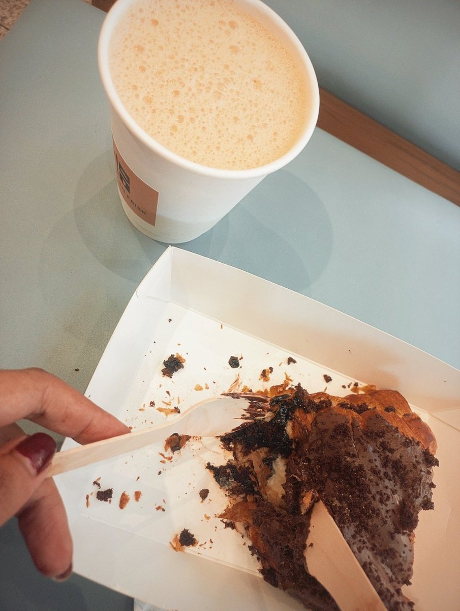 Coffee and Croissant kinda Sunday ☕🥐❤️