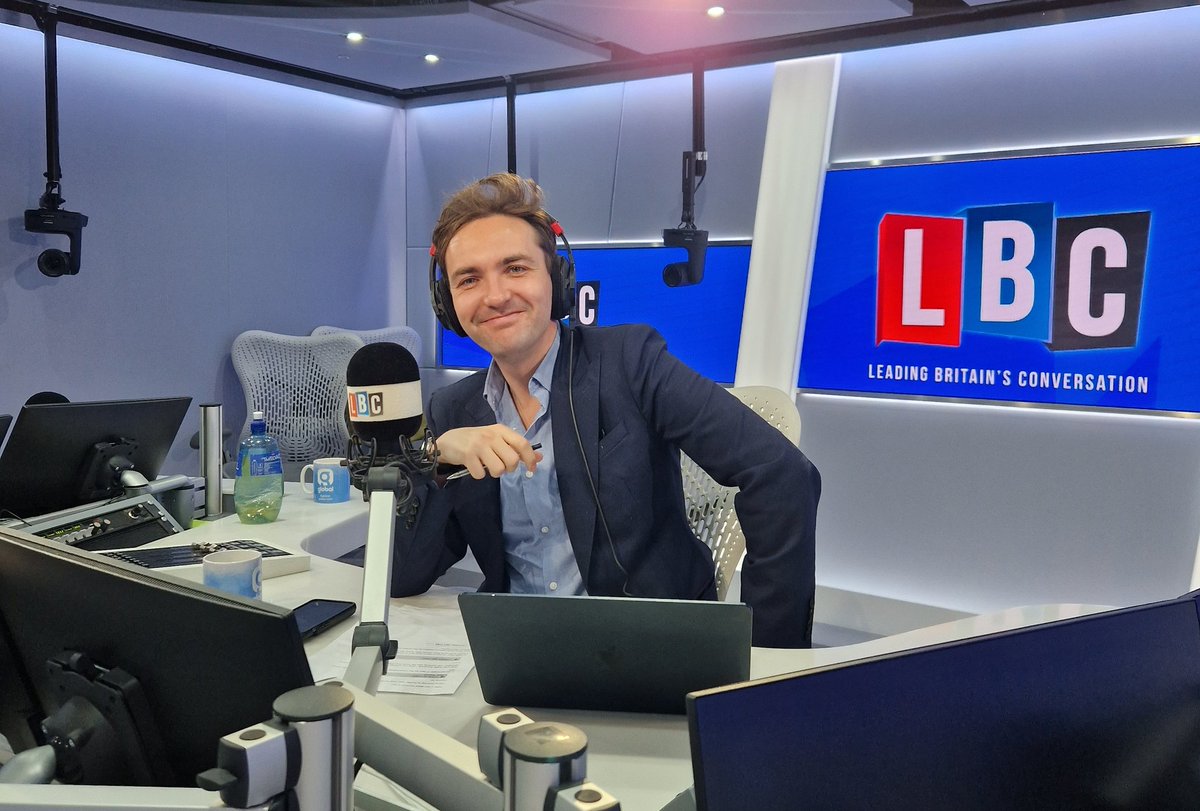 Sunday with @lewis_goodall starting now on @LBC 📻 Transport Sec Mark Harper, Labour's Pat McFadden, new Blackpool MP Chris Webb, Tory MP Paul Scully, and stellar panel of @katyballs and @Jack_Blanchard_ Join us!