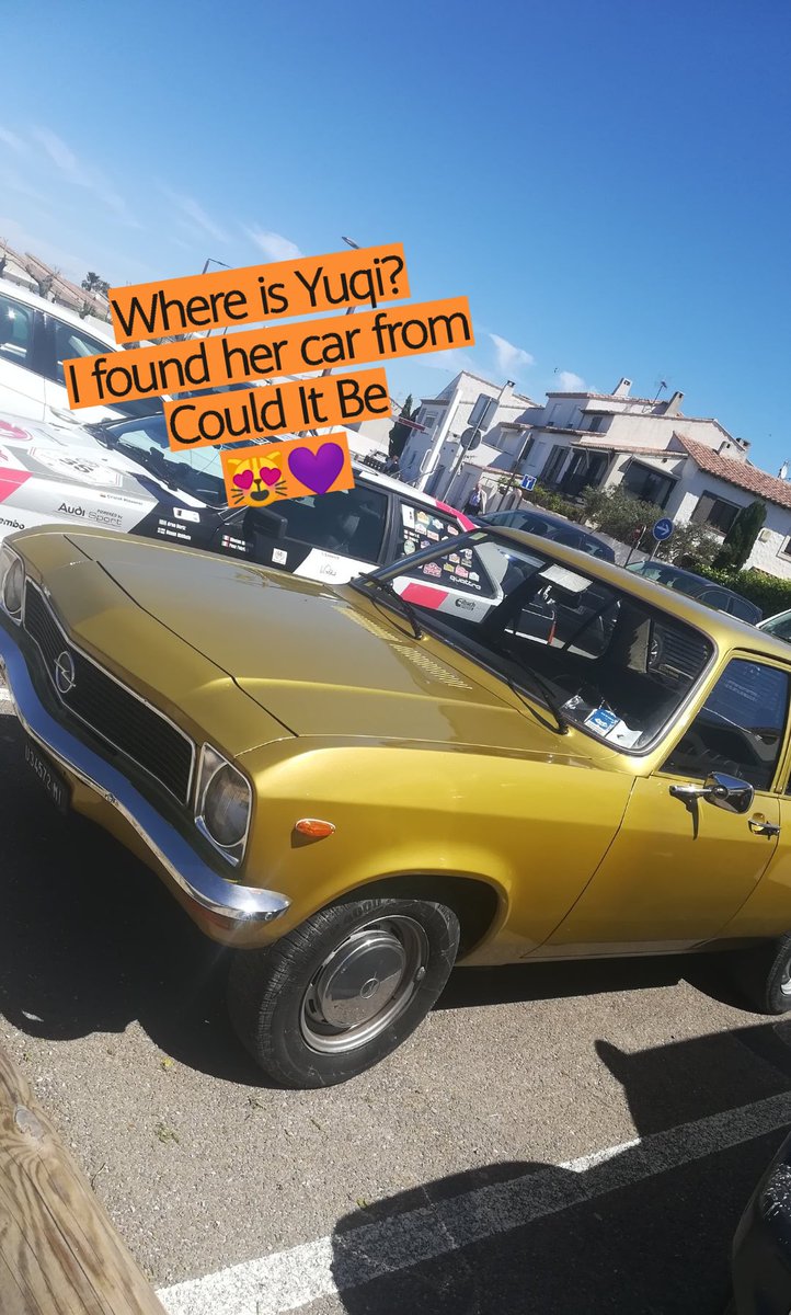 🎶🎵 Could it be magic? Oh, oh 'Cause it's more than I can imagine Oh, oh, oh-oh 🎶🎵 Where is Yuqi? I found her car? @gidlefrance #yuqi #gidle #neverland #gold #vintagecar