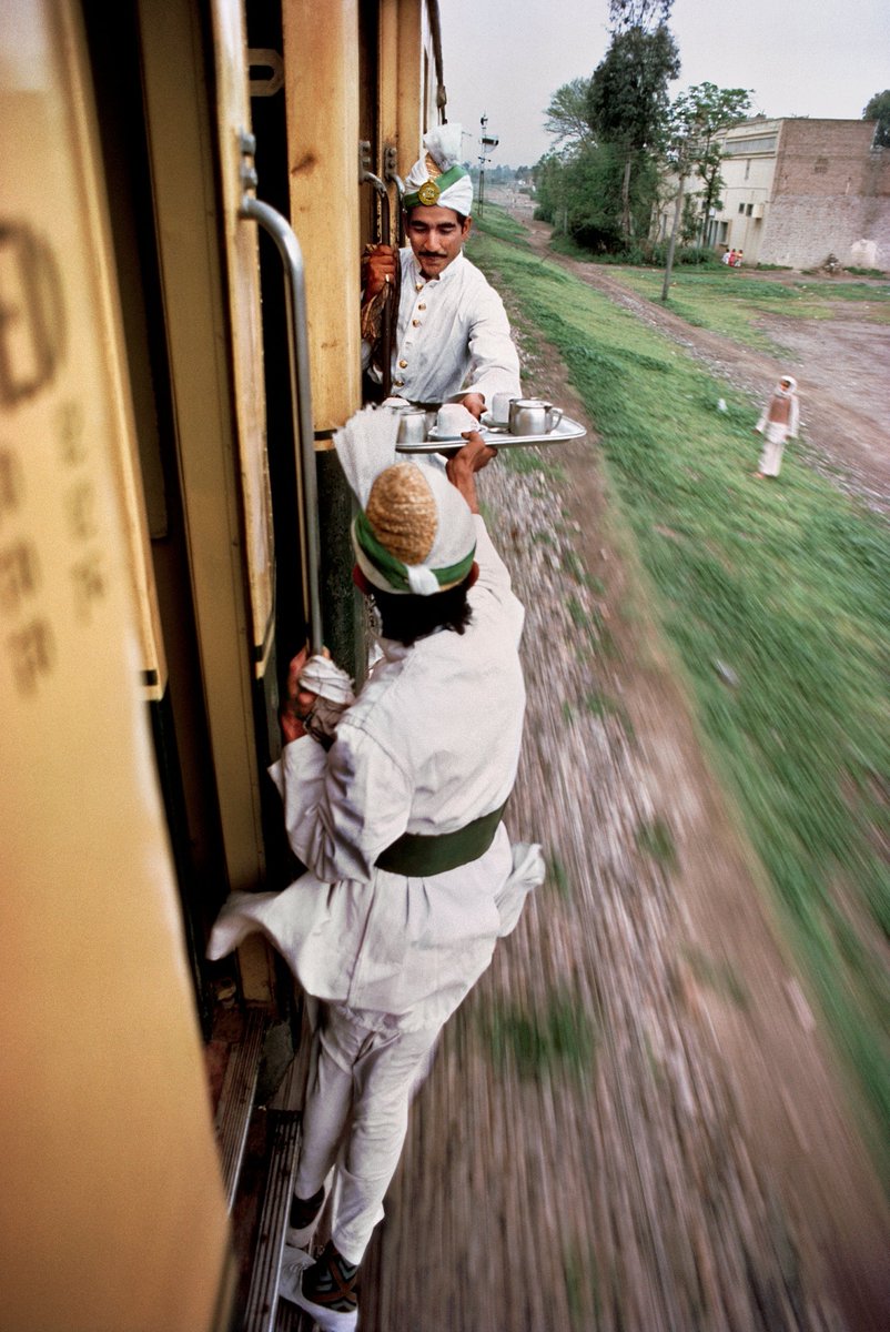 Steve McCurry
High speed service on the railway from Peshawar to Rawalpindi, Pakistan. 1983