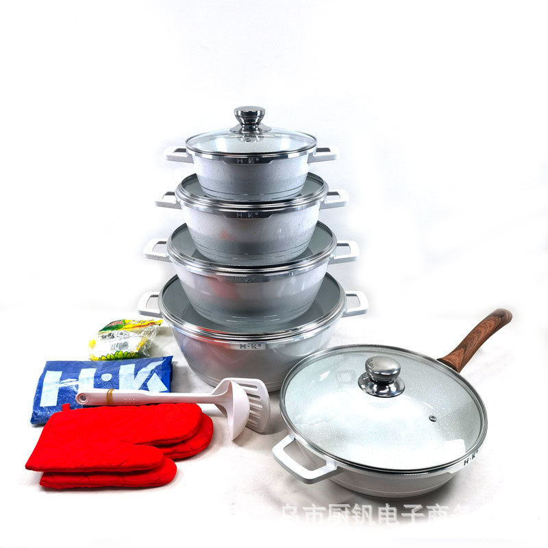 16pcs granite cookware Comes with 2 spoon, sponge and apron Sizes 20/24/28/32/28 (frying pan) Price: N67,000 Lagos and Nationwide delivery Call/ WhatsApp: 07067542679 @_DammyB_ @pagesbydammy