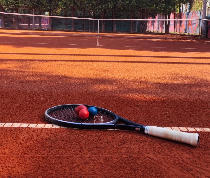 Happy Easter to those that celebrate. *Photo courtesy of Tennis Club in Doboj*