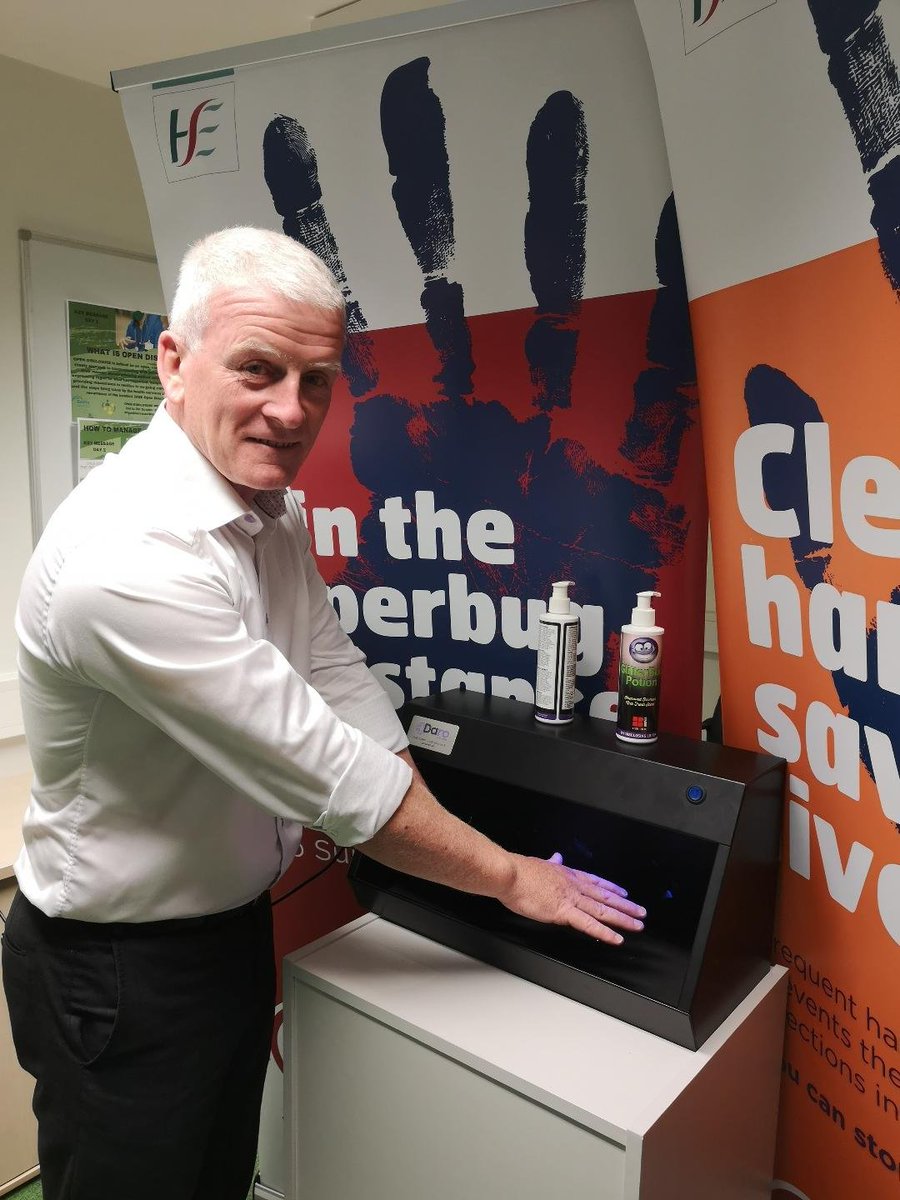 REO for HSE West North West @Tony_CanavanHSE supporting #WorldHandHygieneDay & promoting clean hands for all to prevent infections and save lives. @saoltagroup @HSECommHealth1 @CHO2west @PublicHealthWNW @AmbulanceNAS @CcoHse @CMOIreland #staysafe #IPC #HandHygiene