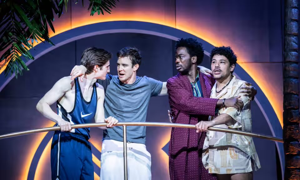 This week’s theatre reviews in @ObsNewReview by @susannahclapp: at @TheRSC at Stratford-upon-Avon. The Buddha of Suburbia at the Swan Theatre: ★★★★ Love’s Labour’s Lost at Royal Shakespeare Theatre ★★★★ theguardian.com/stage/article/…