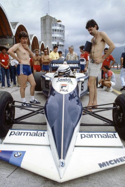 Brazilian Grand Prix 1983 Ricardo Patrese sits in the Brabham BT52/BMW. Gordon Murray looks on,in his summer outfit😎 Ps,the Second place was not awarded after the race, Rosberg was disqualified from second place,second year in a row. The drivers finishing behind him were…