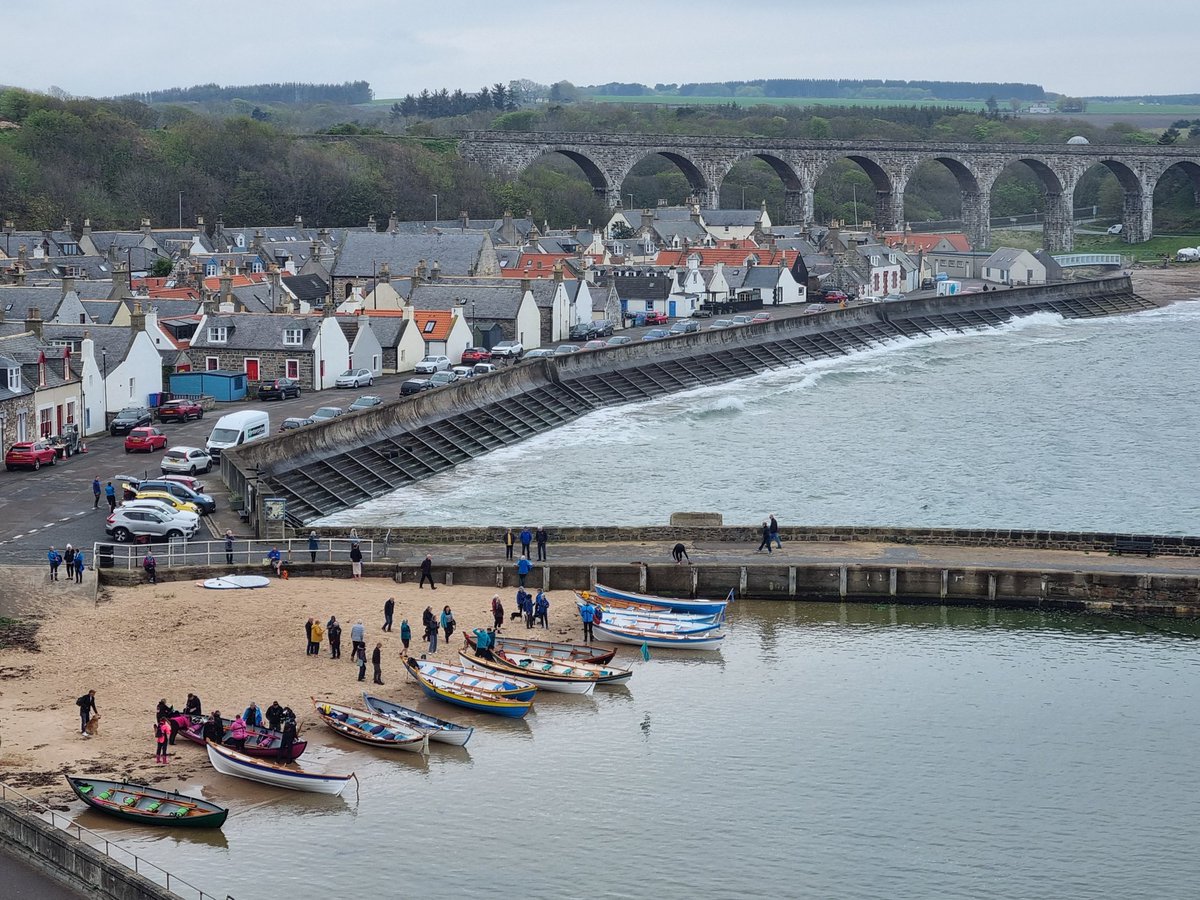 The Six Harbours Row rowers have reached Cullen.
#CoastalRowing