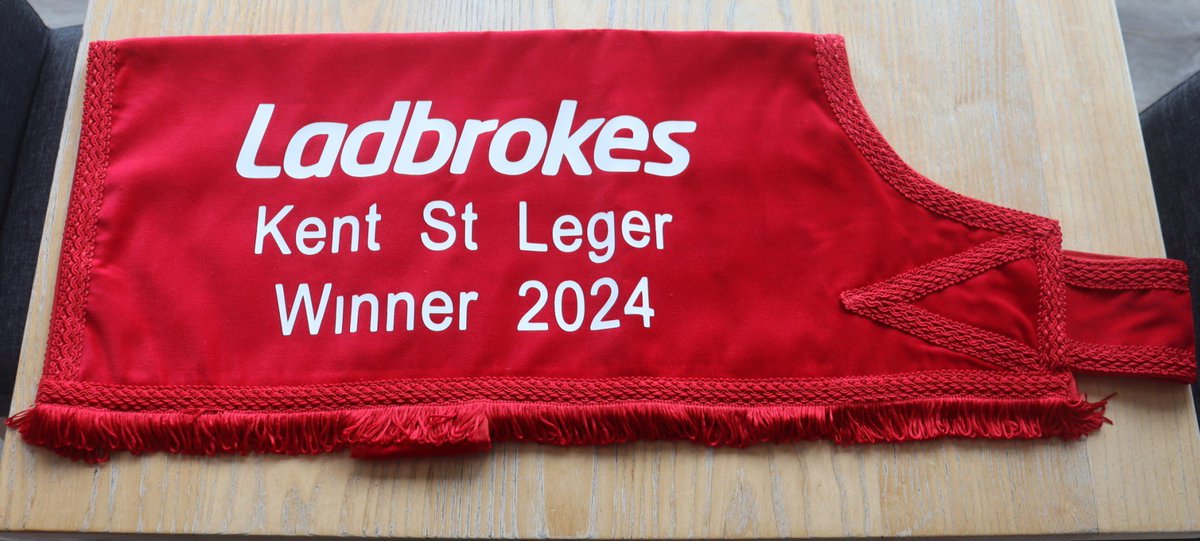 Join us this evening as our next Category One competition gets underway with the heats of the @Ladbrokes Kent St Leger, here at @CrayfordStadium! Who will be crowned champion and walk away with the £10,000-to-the-winner prize money and winners jacket? #KentStLeger