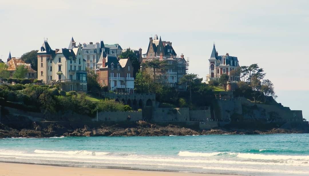 PascalBudor's tweet image. Pointe du Moulinet ,autre lieu que les Dinardais apprécient 😎☀️#bretagne#dinard #pascalbudor #