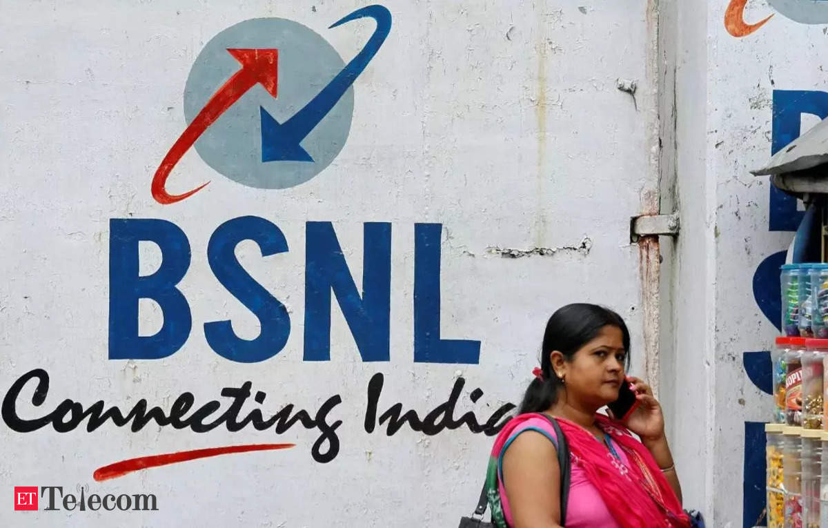 BSNL employees seek 4G network sharing with Vodafone Idea as state-run telco loses 2.3 mn users in March 

#BSNL #VodafoneIdea #4G #4GNetwork #ETTelecom 

zurl.co/WVoI