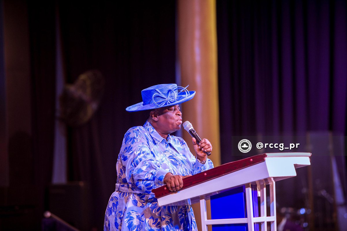 Oh Lord our God, we call on you today to bring settlement to us. We ask that you settle us, settle our homes and settle our families in Jesus name. Our mother-in-Israel @PastorFAAdeboye leading us in prayers this morning. May 2024 Thanksgiving Service #ShieldofFavour