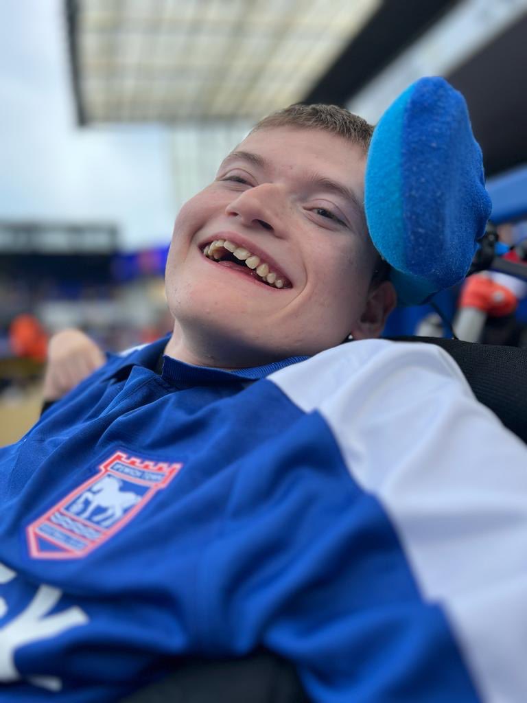 This photo sums up me and Kyle today!! Happy Sunday all ❤️🚜💙⚽️ #itfc