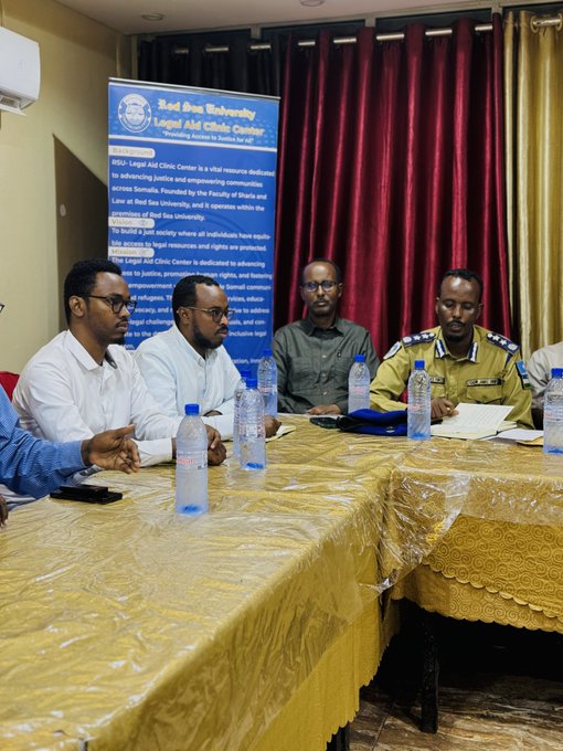 rsu_lacc's tweet image. Red Sea University discussed with the security and justice agencies of the Bari Region on how to work together on the free legal aid services it had introduced that will help the vulnerable community members such as refugees and IDPs. @UNDPSomalia @UNHCRSom @IDLO @EU_in_Somalia