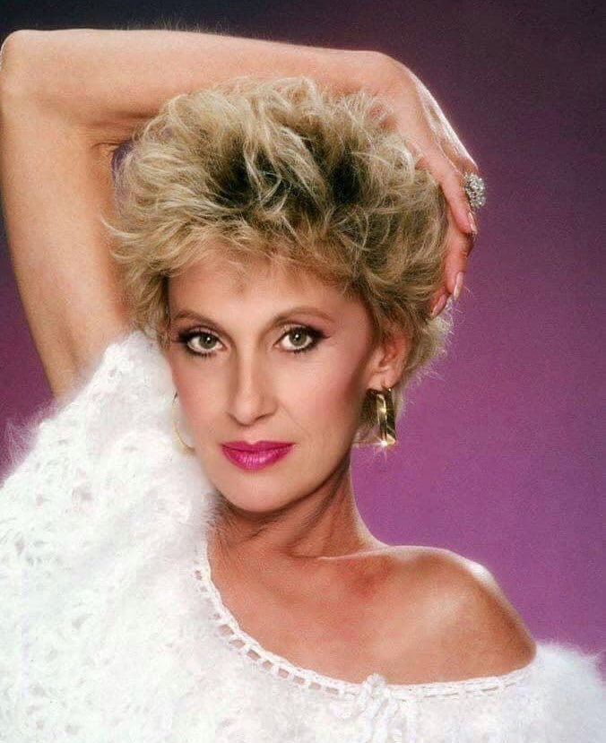 Whether she was singing about love or pain, she made us feel every word. Remembering the legendary #TammyWynette on her birthday.