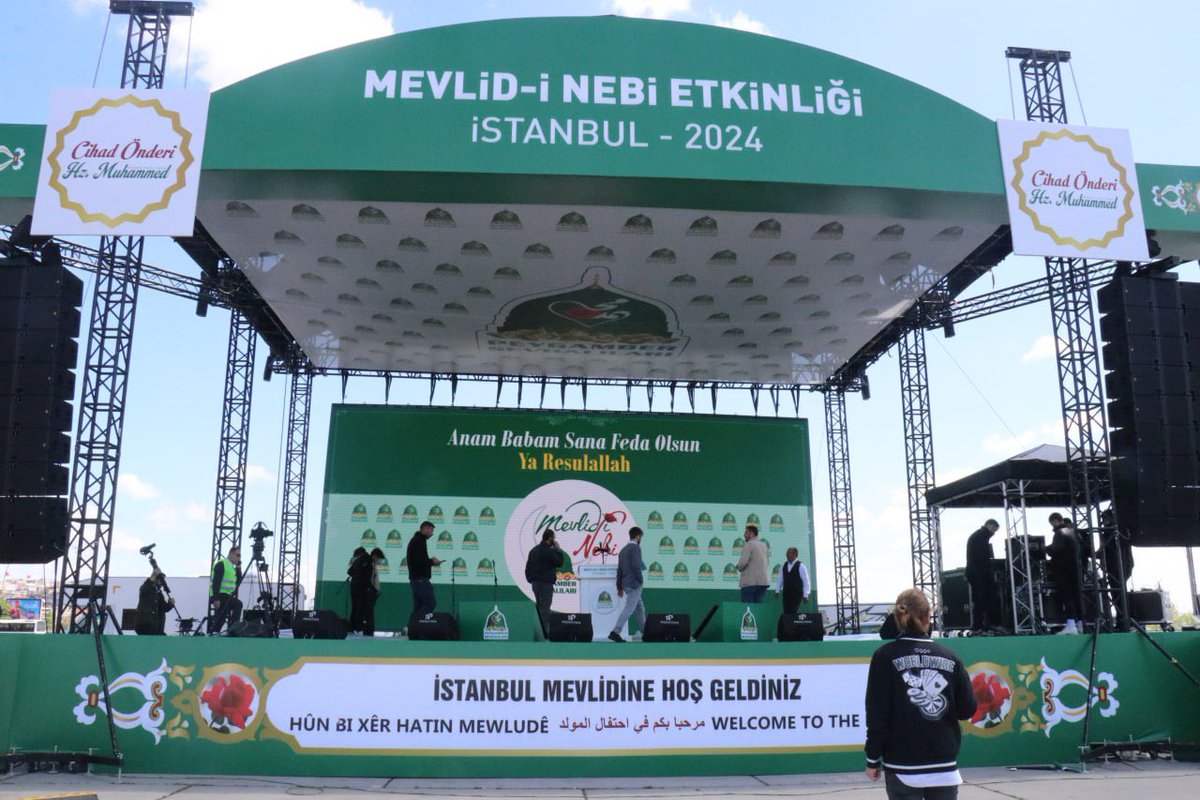 Tagımız: #CihadÖnderi Peygamber Sevdalıları Vakfı tarafından bugün İstanbul Yenikapı Miting Alanında düzenlenecek olan “Cihad Önderi Hz. Muhammed (s.a.v)” temalı Mevlid-i Nebi etkinliğine tüm halkımızı davet ediyoruz. İstanbul Yenikapı Meydanı bugün Hz. Muhammed (s.a.v)'e olan…