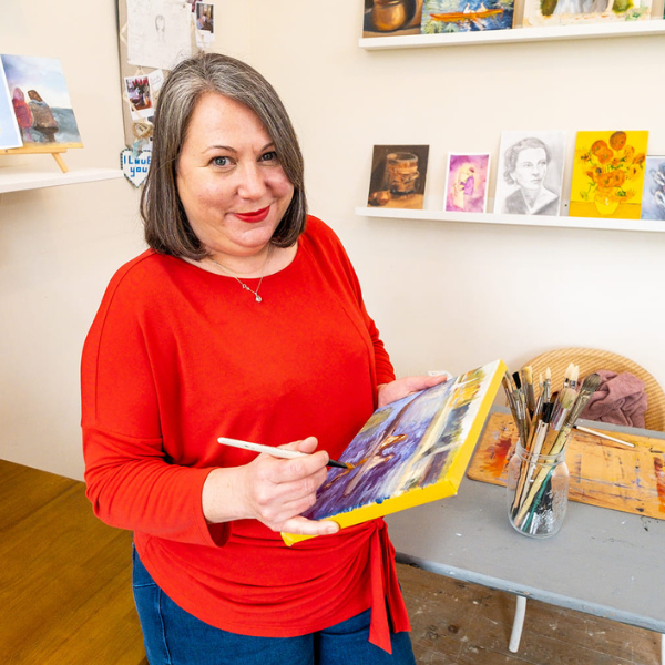 While recuperating with a broken back, Joanne Robinson learned to paint and rediscovered her love for art.
Find the whole story on tomorrow's new episode of the Creativity Found podcast.

#learntopaint #artpodcast #learntodraw