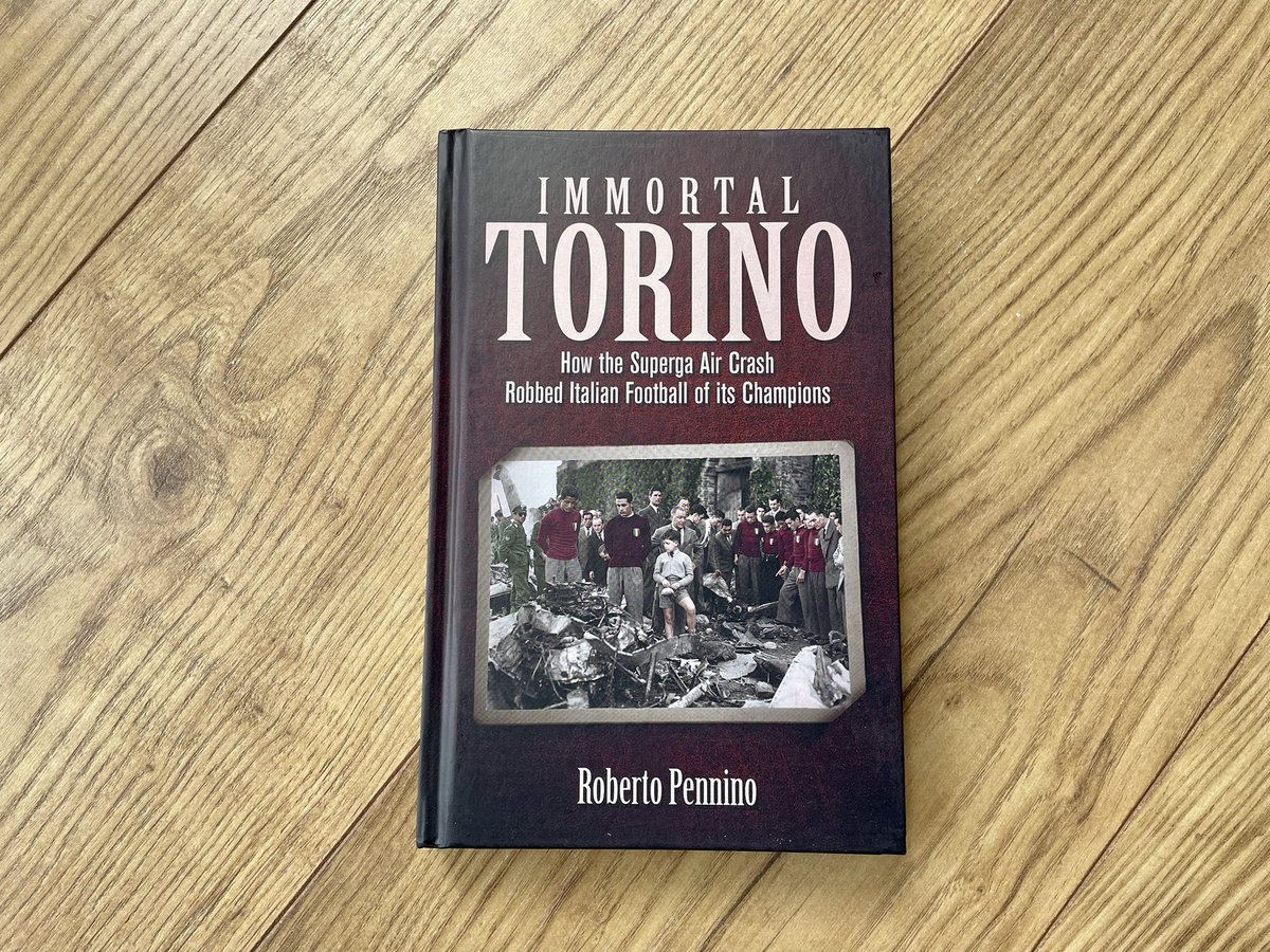 📚 IT’S COMPETITION TIME! 📚 We’re giving away a copy of Roberto Pennino’s Immortal Torino, telling the tragic story of the Grande Torino team To enter: 🤝 Follow @calcioengland 🤝 Follow @PitchPublishing 🔁 Retweet Competition closes 8pm 6/5 T&C below👇 #Giveaway #TorinoFC