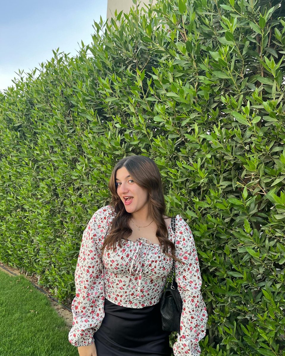 Merelphilip's tweet photo. Insta saw it first🩰🤍 https://t.co/4Ew1bGuBNK