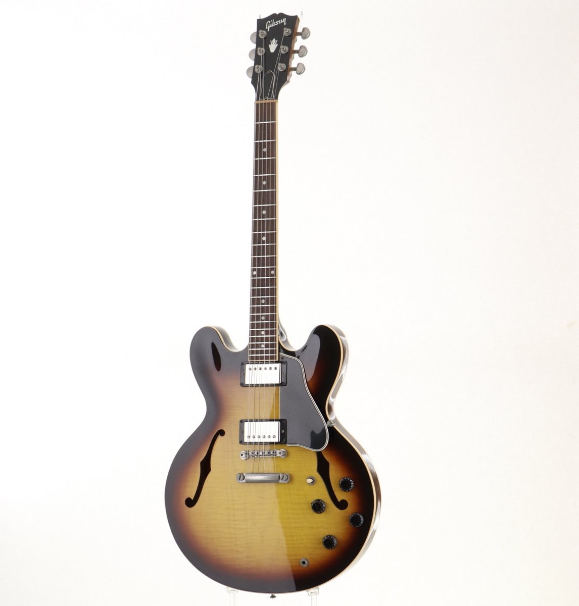 中古品『＃Gibson Memphis / ES-335 Dot Figured Vintage Sunburst』
綺麗に浮き出たフィギュアドメイプルトップが印象的なES335の中古品が入荷しました！
ishibashi.co.jp/ec/product/280…
＃ギブソン