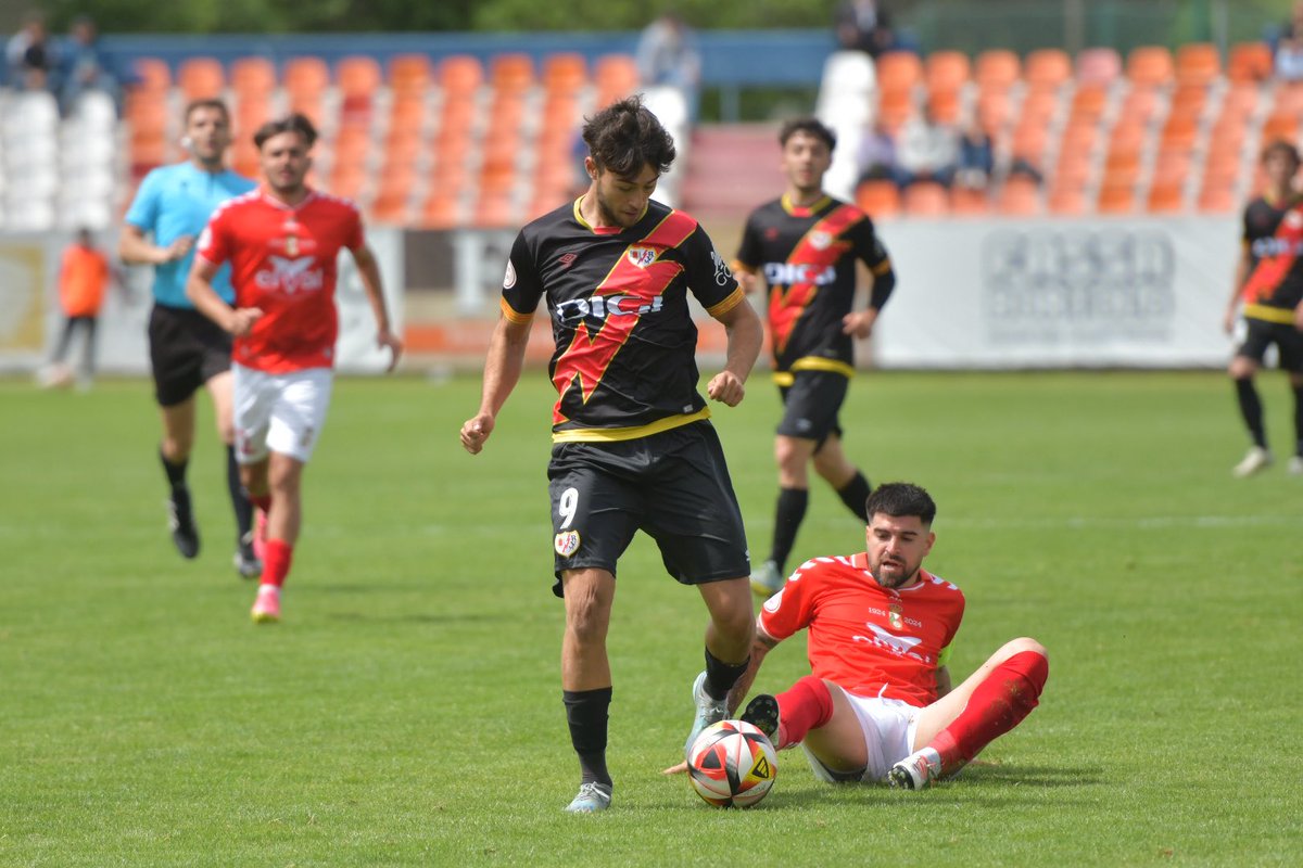 Min. 76/ Continúa la superioridad de los nuestros, que no tienen problemas para defender el resultado(1-3) #AlcaláRayoB