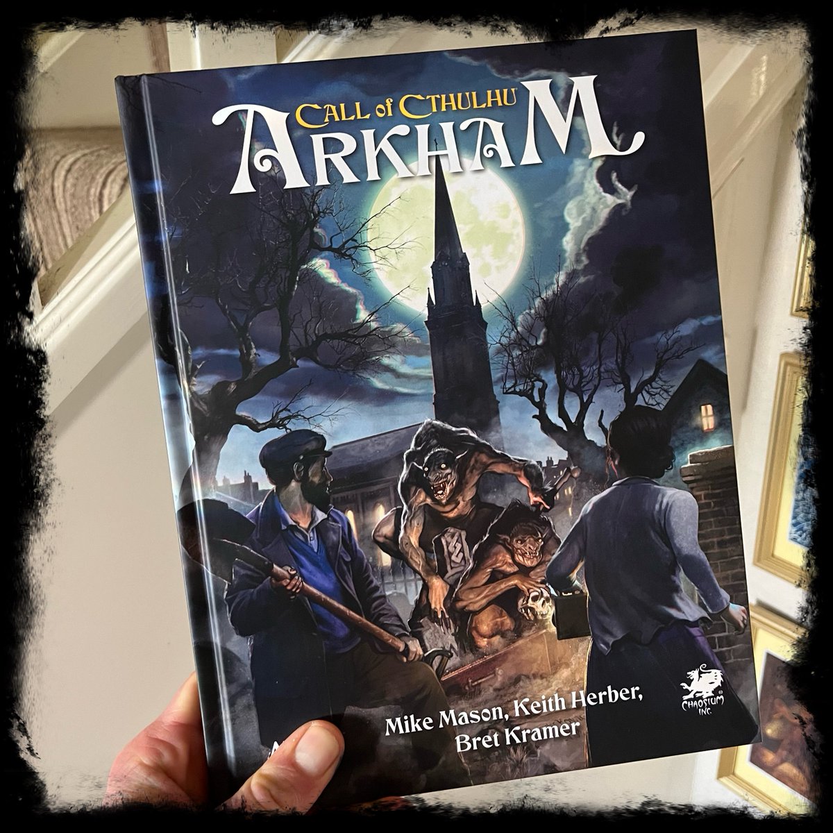 Got hold of this fantastic edition of the Call of Cthulhu guide to Arkham, beautifully updated by @mikemason  
#rpg #horror #callofcthulhu