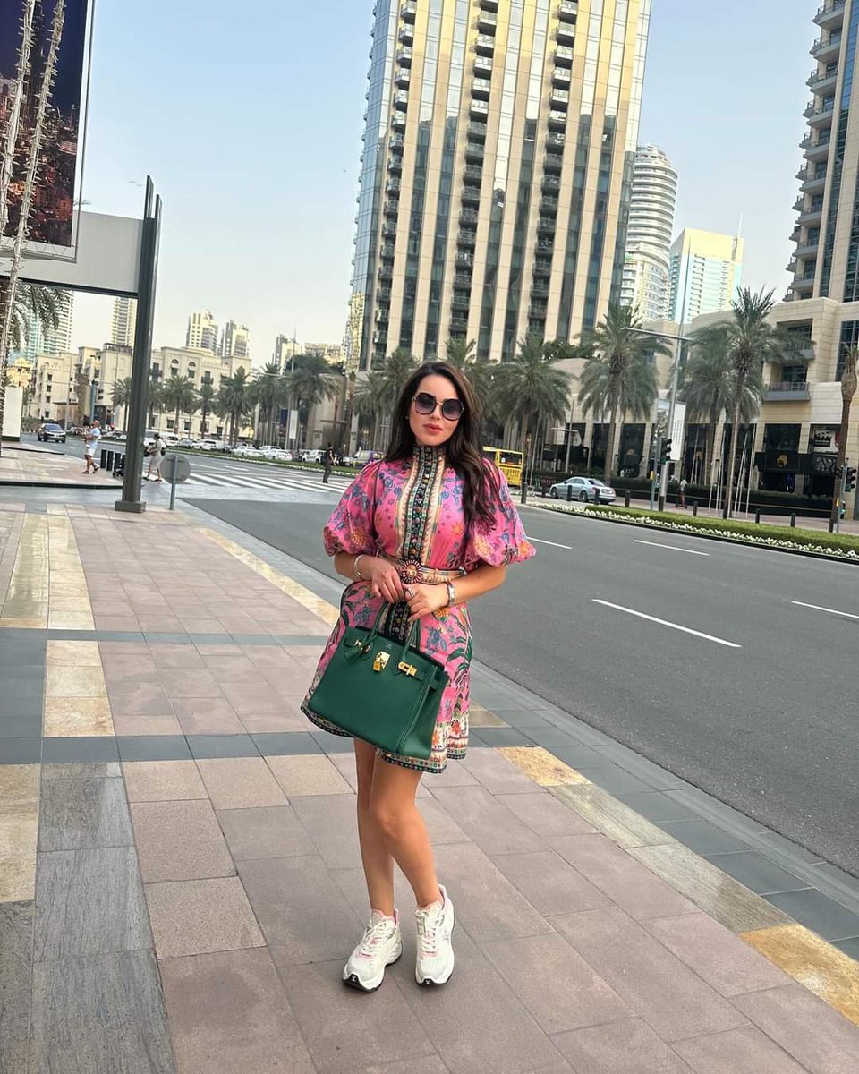 HAPPY EASTER 🐣💐🌷 #dubai #dubai🇦🇪 #dubailife #dubailuxurylife #springsummer