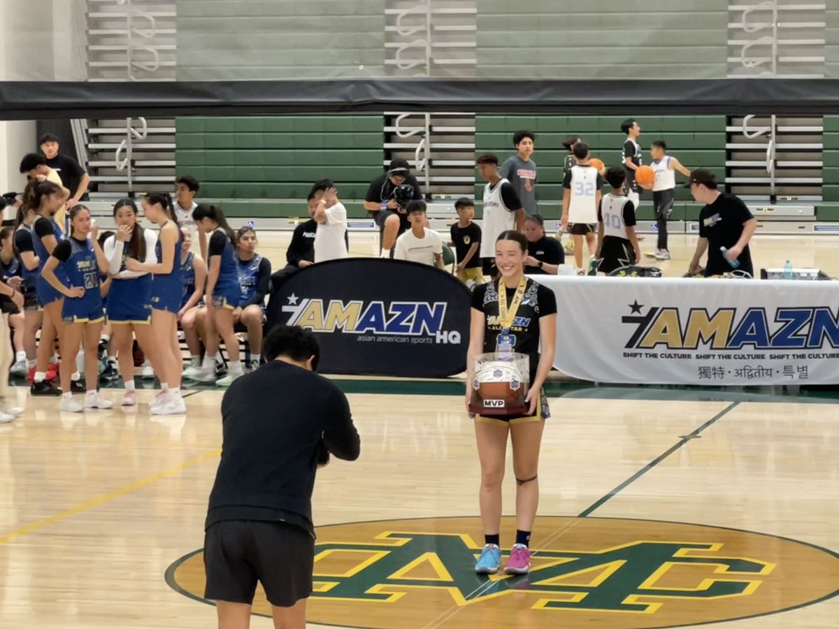 Congrats to Belle Bramer on MVP honors in the AMAZN ALL-STAR GAME! #goMonarchs 🏀💪🦁👑