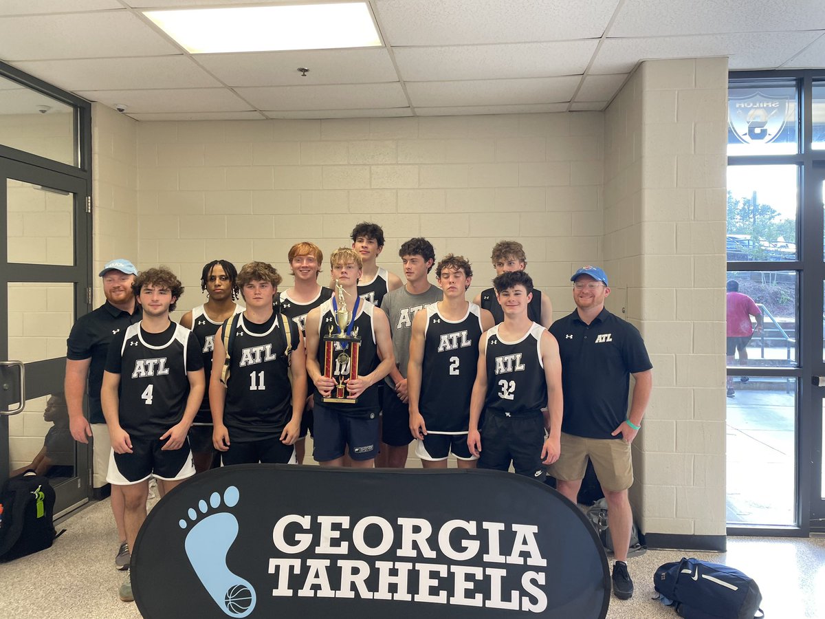 ATL Bucks Basketball Club (@atlbucks) on Twitter photo 11th Boys taking home the trophy today at Battle at the Border with our friends from <a href="/GaTarheelSport/">James Shaw</a>. Way to go boys! #ATLTakeover 11th Boys taking home the trophy today at Battle at the Border with our friends from <a href="/GaTarheelSport/">James Shaw</a>. Way to go boys! #ATLTakeover