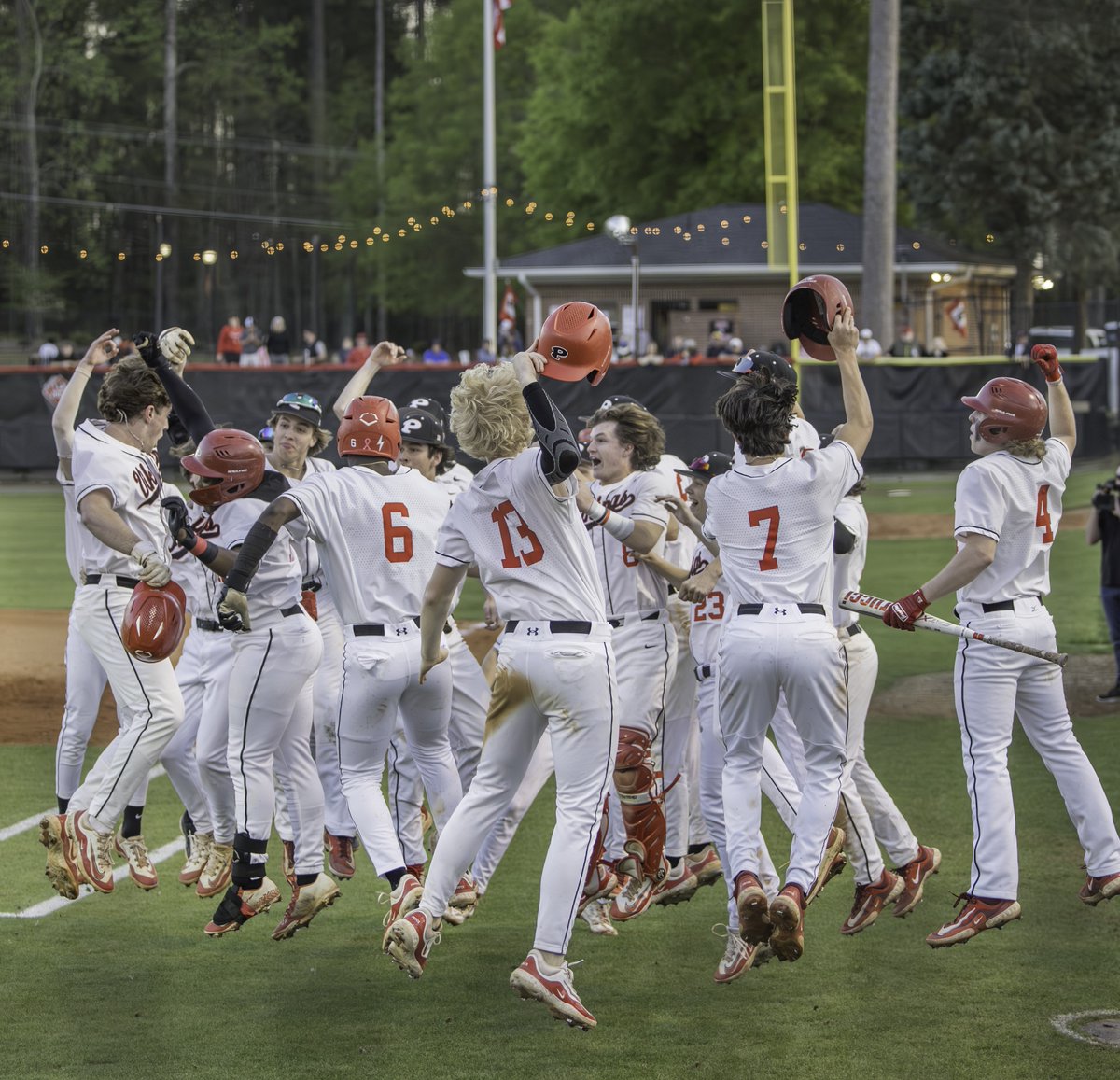 The @giaasports Baseball State Championship series resumes Monday, May 20.  @FPDVikingSports will play @BrkstoneCougars at 4:00 pm at Luther Williams Field in Game 2.  IF Game 3 is necessary, it would be played at 7:00 pm.  Let's go Viking Nation -- come loud and wear your red!!