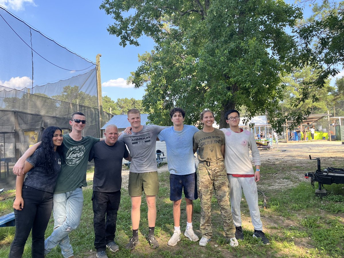 TMHS Marine Corps JROTC tweet media