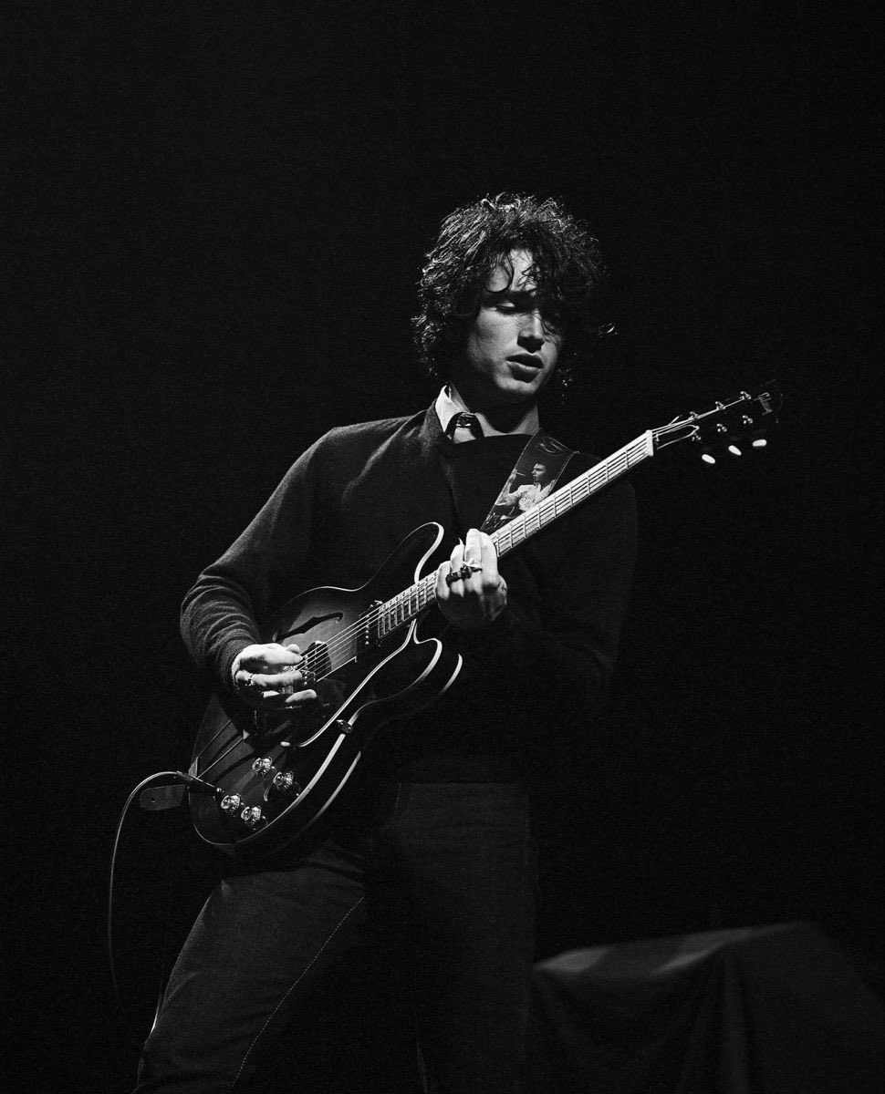 Daily Elijah Hewson (@eliluvrbot) on Twitter photo 