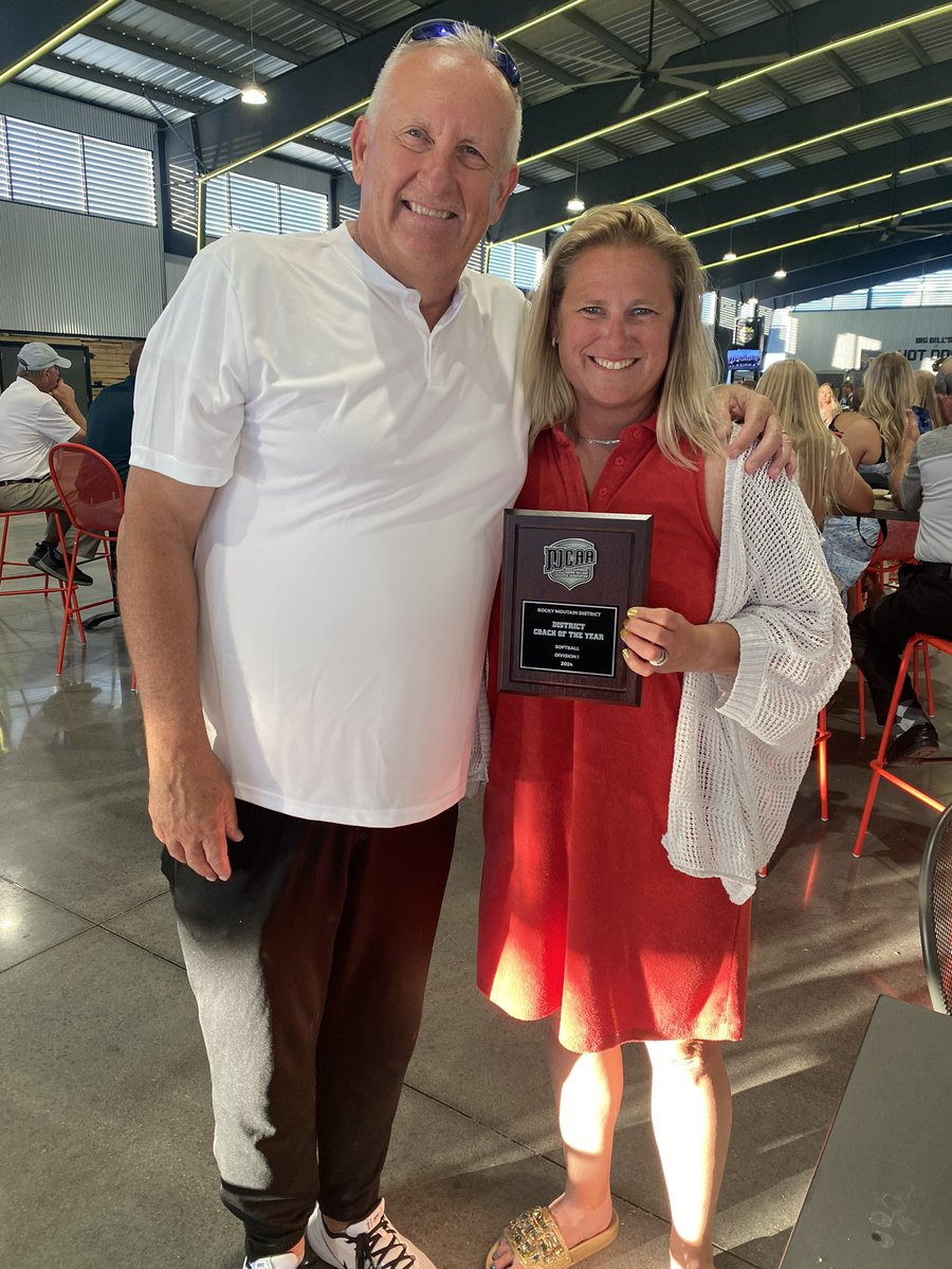 SLCC_Softball's tweet image. Talladega Speedway for the JuCo World Series Banquet &amp;amp; shoutout to Coach Bennett for Rocky Mountain District Coach of the Year!! Game time tomorrow @ 5 pm CST vs Wallace State on NJCAA Network!! 🩵🫶🏼🤍