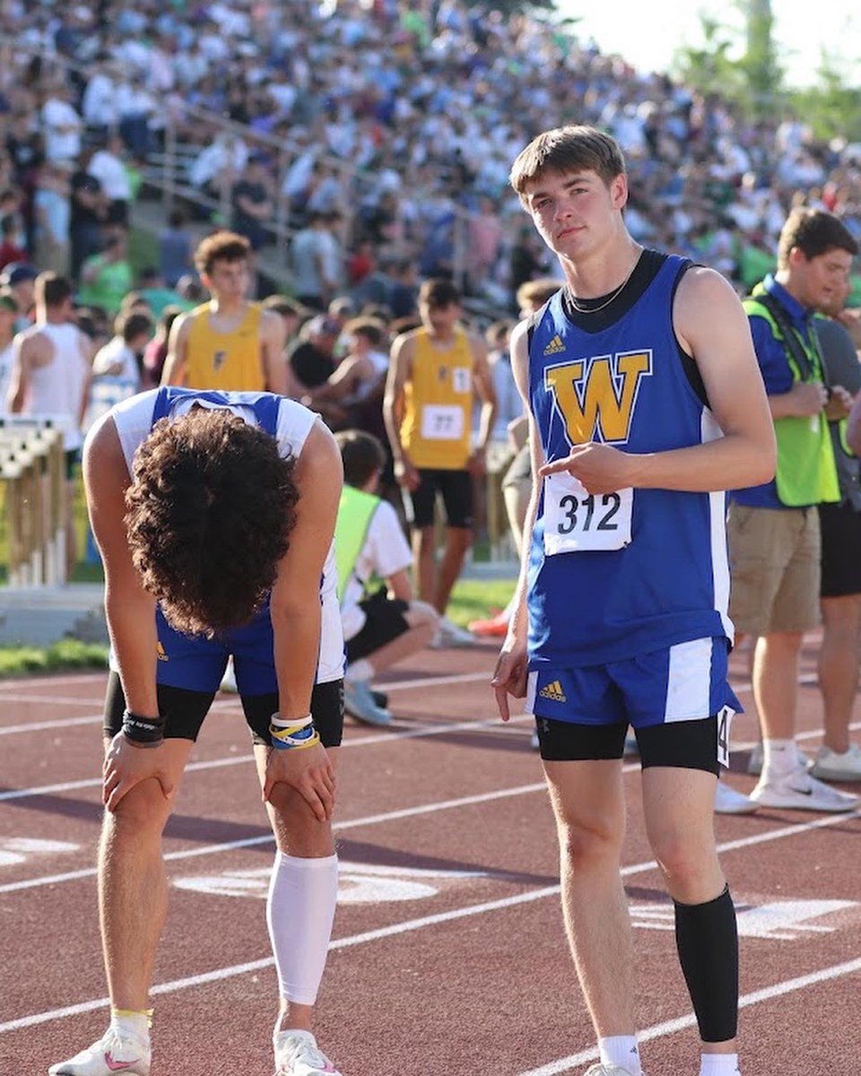sedmonds_11's tweet photo. Senior Track - State 
4x4 - 1st (State Meet Record) 
Polevault - 3rd (14’6)

Thank you Wahoo Track ❤️
@PrepRunningNerd @WahooTrack https://t.co/ckbuwGx534