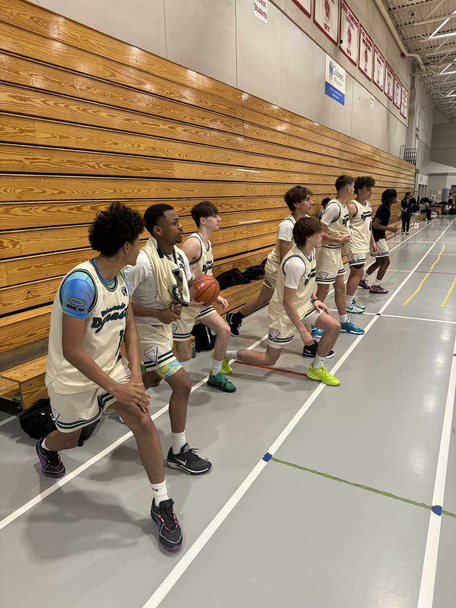 Coach Travis (@trmmoney) on Twitter photo WI Dynasty def IL Mercury Elite 72-67
Jojo Rodriguez 31pts (7-9 from 3pt)🔥🔥🔥
<a href="/AndrewBraun2026/">Andrew Braun</a> 16pts
Brock Hodges 14pts
Jayden Presley 6pts
Caleb Duvall 5pts
<a href="/WiDynasty/">Wisconsin Dynasty</a> <a href="/Bjacks42/">BJacks</a> <a href="/TeachHoopsBBall/">Steve Collins</a> <a href="/jojonxtuphr/">jouseph.</a> <a href="/Brockhodgess/">Br0ckkkk</a> WI Dynasty def IL Mercury Elite 72-67
Jojo Rodriguez 31pts (7-9 from 3pt)🔥🔥🔥
<a href="/AndrewBraun2026/">Andrew Braun</a> 16pts
Brock Hodges 14pts
Jayden Presley 6pts
Caleb Duvall 5pts
<a href="/WiDynasty/">Wisconsin Dynasty</a> <a href="/Bjacks42/">BJacks</a> <a href="/TeachHoopsBBall/">Steve Collins</a> <a href="/jojonxtuphr/">jouseph.</a> <a href="/Brockhodgess/">Br0ckkkk</a>
