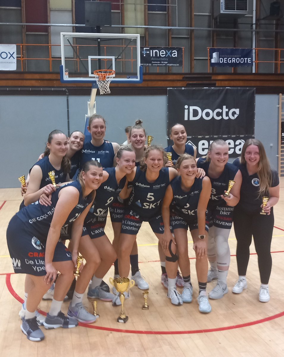 De winnaars van de Beker van West-Vlaanderen SKT Ieper Cats 🏆🏀
<a href="/basketieper/">Basket SKT Ieper</a>