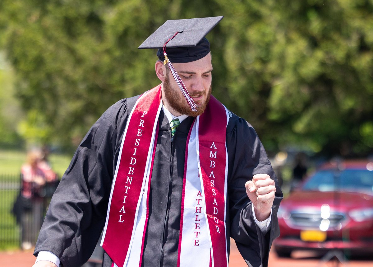 Congrats to our grads 🎓 #GoGate