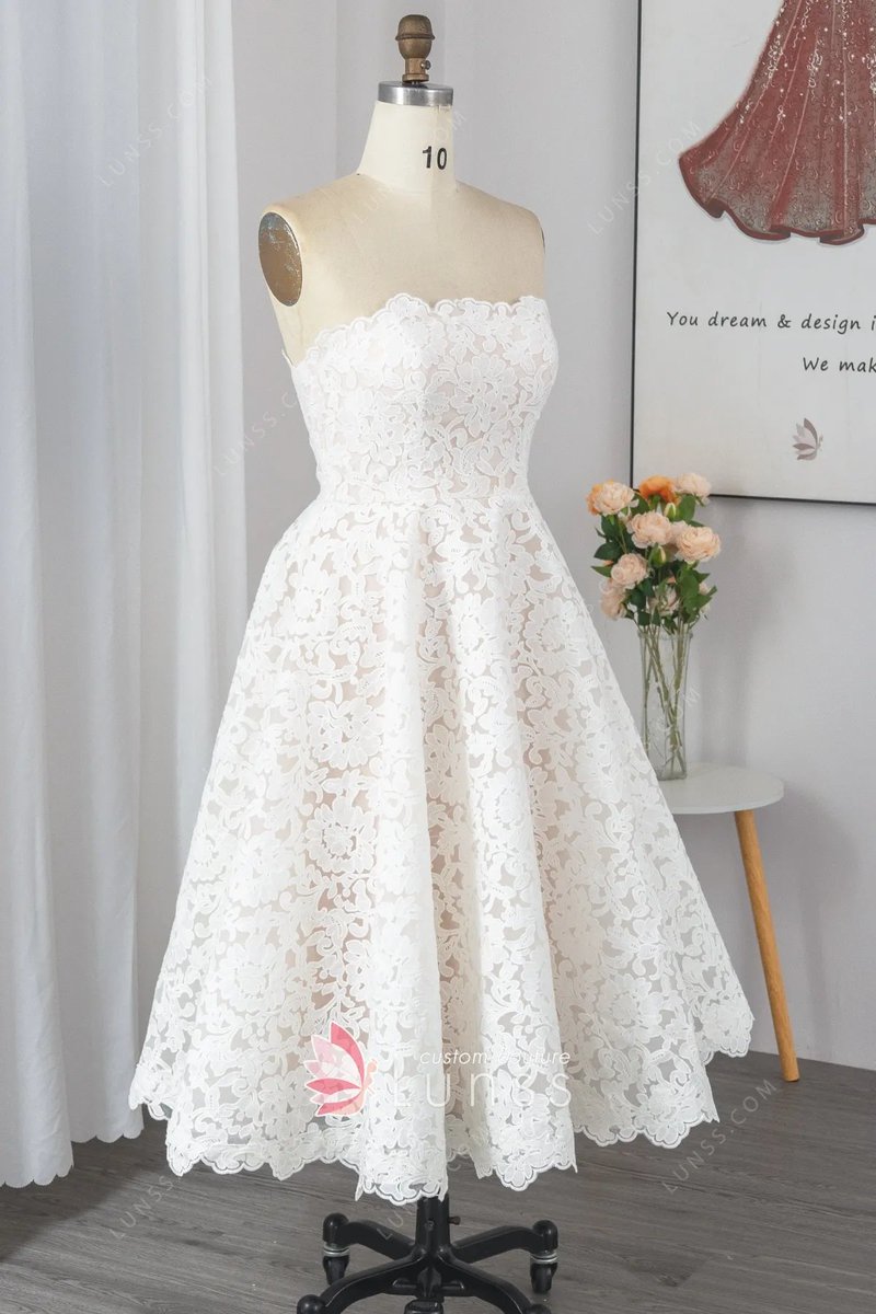 LunssCouture's tweet photo. Indulge in the elegance of this white floral lace and nude-lining strapless teal-length wedding, bridal reception, and anniversary dress. #LaceWeddingDress #ReceptionDress #AnniversaryDsress #Aline #Strapless #TeaLength #CasualBridalDress #Lunss
https://t.co/IY55NzcUaW https://t.co/zDEY7Qf4rQ