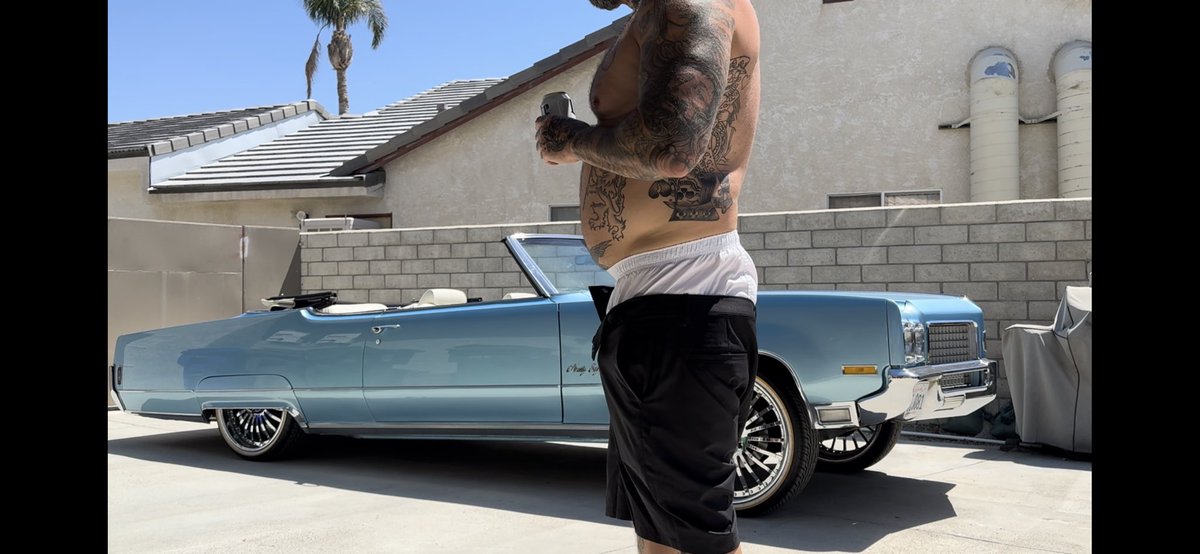 2big41hand's tweet image. Who wants a ride?