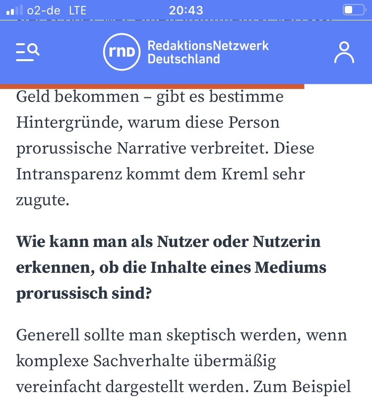 ElefantImRaum2's tweet photo. Das SPD-nahe @RND_de behauptet, es sei ein Kennzeichen von “#Russenpropaganda”, wenn ein Medium (oder eine Person) behauptet, Ungeimpfte seien ausgegrenzt worden. 

“Wir“ als Opfer, also zum Beispiel ein Land, eine bestimmte Gruppierung, oder Ähnliches, und „Die“, zum Beispiel die Regierung oder die „geheimen Eliten“, als Schuldträger:innen, inszeniert werden. Ein simples Beispiel dafür ist zum Beispiel dass während der Corona-Pandemie die Regierung aktiv gegen die Ungeimpften agiert hätte, um diese auszuschließen.”

Ich muss mal ganz kurz ganz ehrlich werden: So kommen wir nie wieder auf der gleichen Ebene von gegenseitiger Toleranz und Akzeptanz zusammen, @spdde @Die_Gruenen @fdp und @CDU. 

Ich kann sogar nachvollziehen, wenn jemand, der nicht gut erzogen wurde, auf einen solchen Spruch z.B. eines Wahlkämpfers auf der Straße nicht freundlich reagiert.
Sollte dieses Narrativ Verbreitung finden und sich festsetzen, wird es vermutlich nicht gemütlicher und euer verloren gegangenes Ansehen und Wählervertrauen wird weiter schwinden.