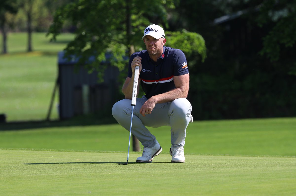 Douglas's Sean Reddy was 3rd today, and he also won the PJ O' Hea Cup as the highest placed Douglas member. Jack Murphy finished a further 2 shots back in 4th place. Sponosor, Peter O' Keeffe, shot a 2nd Round 71 to finish in the Top 10. @HartnettShane @eamongolf