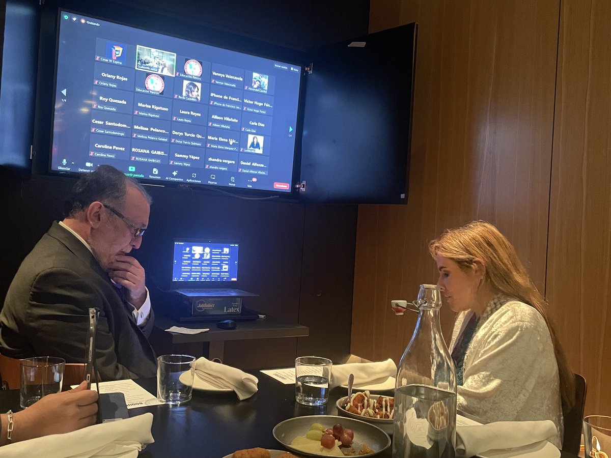 Aclarando dudas para LATAM ⁦<a href="/pancco_org/">Pancco</a>⁩ desde DDW2024.
Día mundial del día mundial de la EII