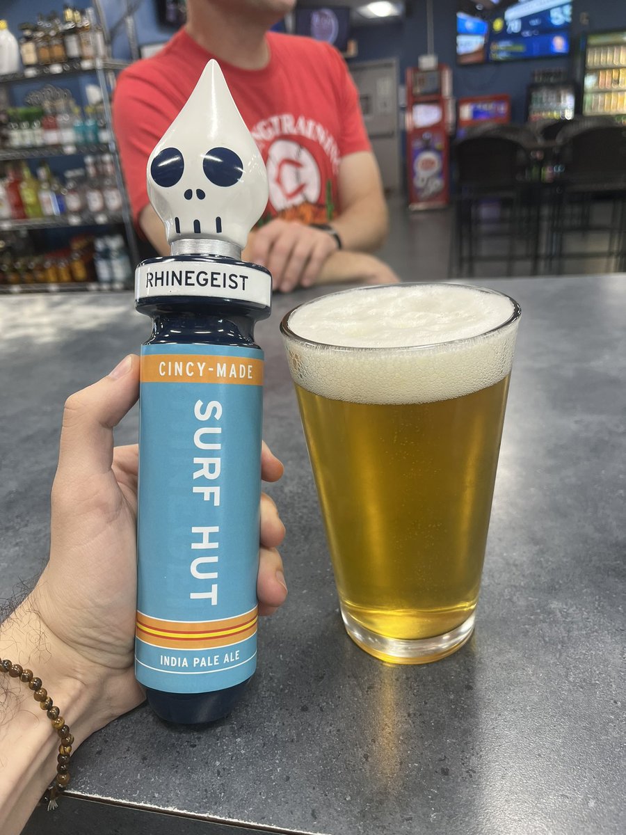 New on draft! Surf Hut from Rhinegeist! It’s a tropical Pale ale with notes of tropical fruits and coconut. #cappysaf #norwoodOH #craftbeer