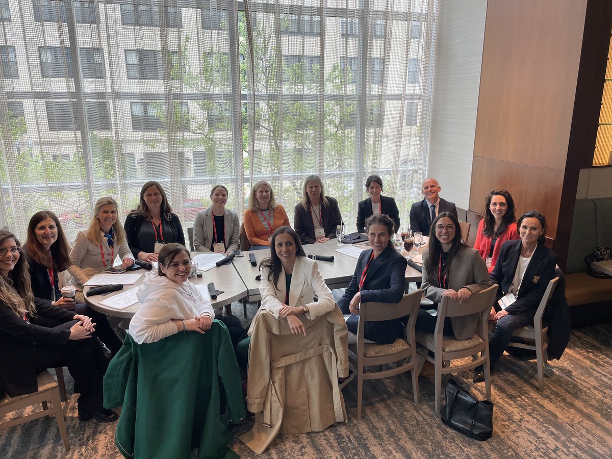 #HRS2024 ended with an absolute highlight 😍 - #womeninEP lunch meeting with the rockstars Sabine Ernst, Isabel Deisenhofer, Mélèze Hocini, @AndreaSarkozy @DrCherylTeresEP @CMartinCardio Thank you ladies 🎉