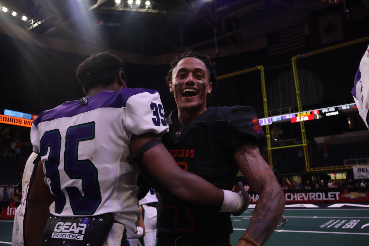 FirebirdsAF1's tweet image. HISTORY M4KING! 🔥🦅

ALB 66 - 15 SWK