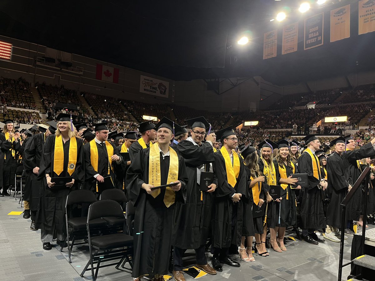 Congratulations to all our new #UWMGrads! 👏