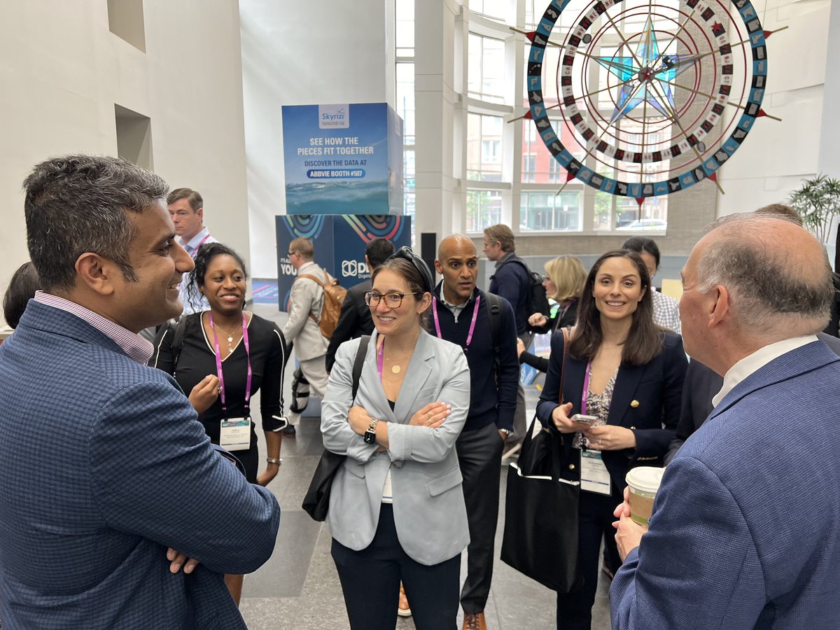 Happy #WorldIBDDay from the greatest minds in #GI transforming the future of #IBD science & medicine. Another amazing day at #DDW2024 down in the books, exchanging groundbreaking research at the poster sessions & having energizing discussions to further our collective knowledge.