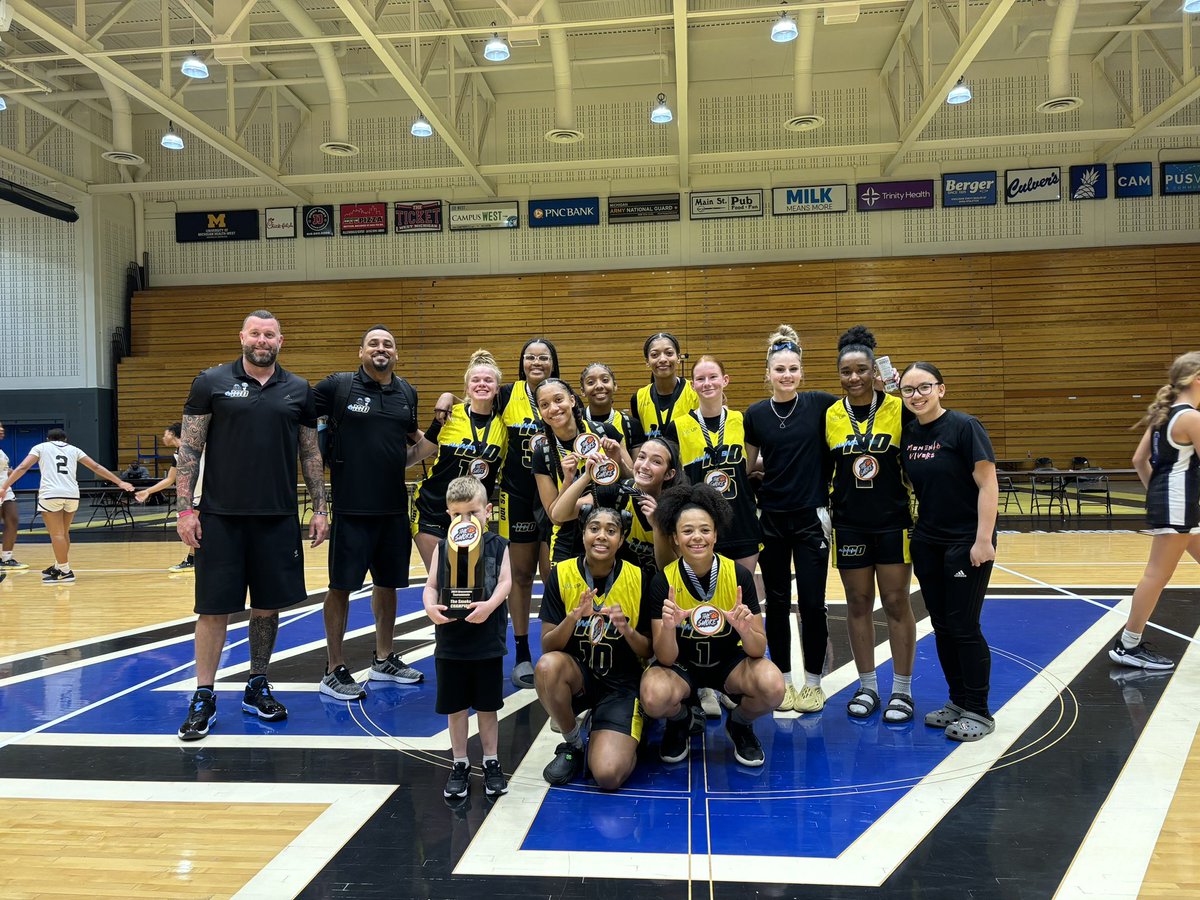 Always 100 (@vjhalways100) on Twitter photo #Always100 #Michigan let’s keep it rolling <a href="/LBInsider/">Jason Wilkins (Wilkins Report)</a> <a href="/Always100_TMH/">Always 100 Basketball</a> #Always100 #Michigan let’s keep it rolling <a href="/LBInsider/">Jason Wilkins (Wilkins Report)</a> <a href="/Always100_TMH/">Always 100 Basketball</a>