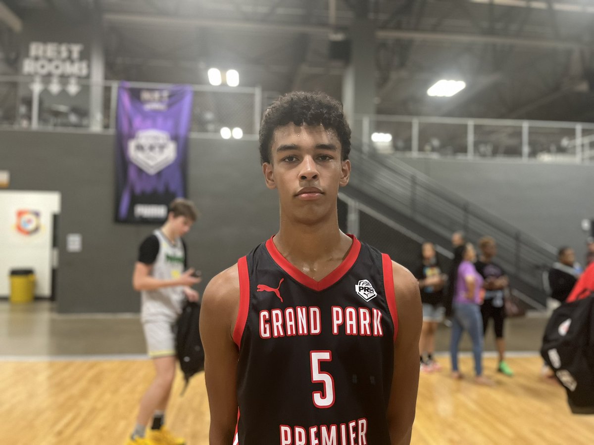 hutson_boggs's tweet photo. Top Performers from Sunday at Wichita LIVE Period👀📈

@EthanSabec2026 
@BaronWalker_ 
@drew_haffner_0 
@Devincraig2026 
@Noah_smith0 
@Lukevandersar 
@micahvaugh
@Kstretch55 
@eastonboggs2026 
@Antspencer26 
@kam_mcgilveary 

@NxtProHoops @PRO16League https://t.co/Nhai3Y9L8f