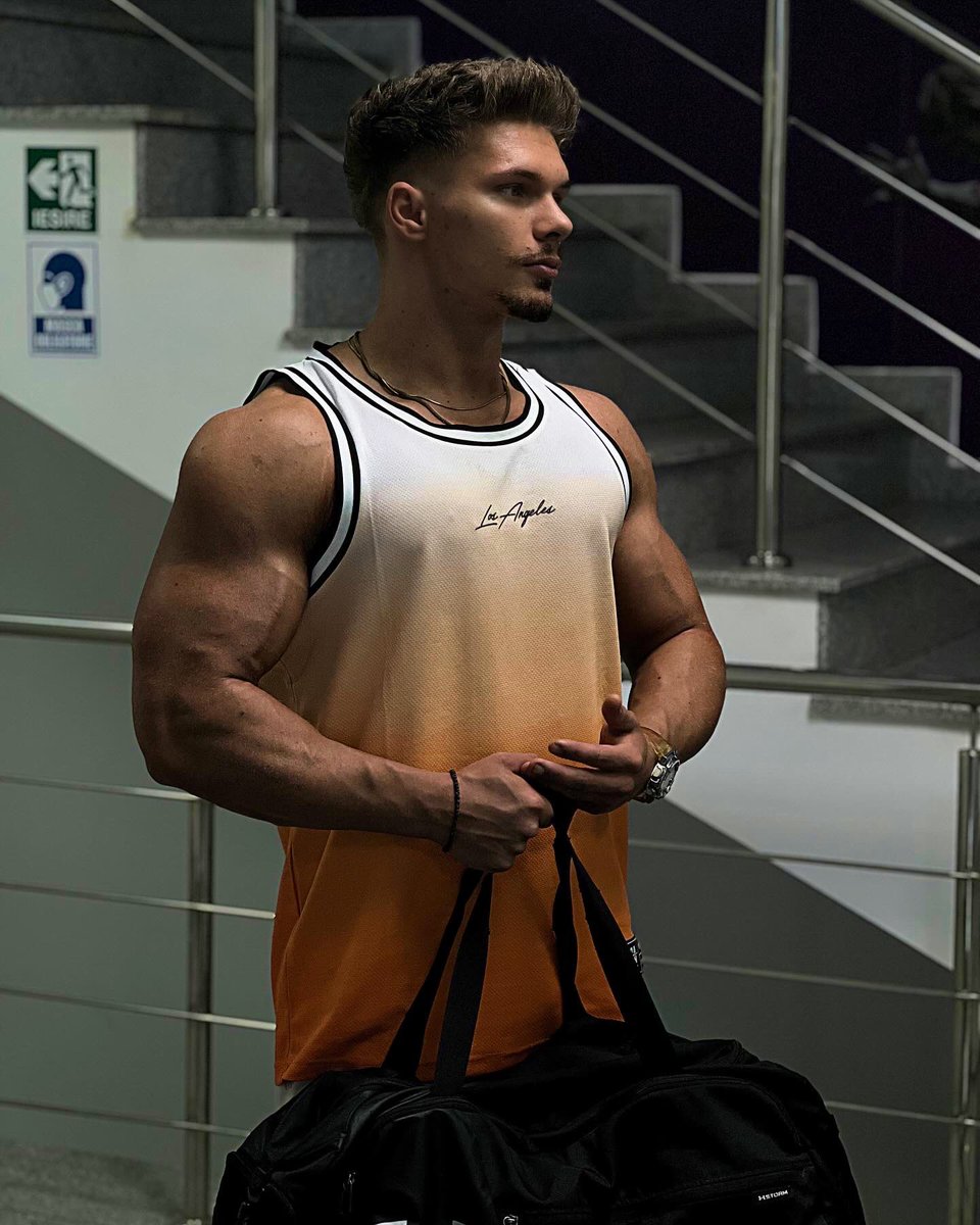 Davin Kevin Muscle 🤼♂️👑 tweet media