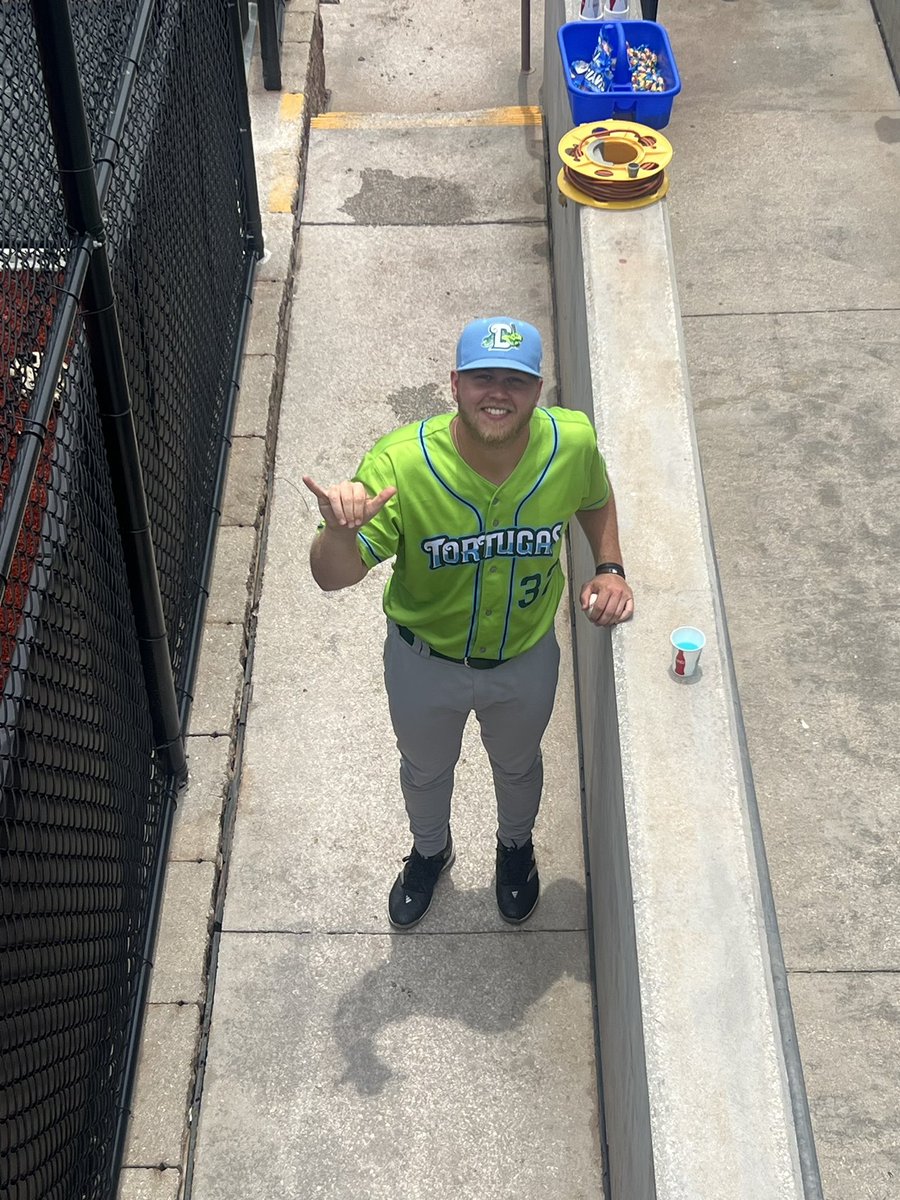 Our team got to catch up with former Roadrunner and 2023 MLB Draft pick @Simon_Miller10! We're proud of you, Simon 🤙 #BirdsUp 🤙 | #LetsGo210