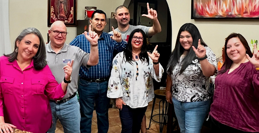 Think online learning is isolating? Not at TAMUK! Our innovative faculty supports students every step of the way. Several @Edinburgcisd staff, including Director Jose Garza, Principal Russen Vela, & others are pursuing their doctorates at TAMUK! Talk about dedication!